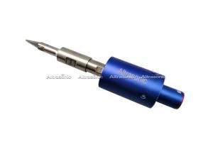 Robot ultrasone cutter met gladde en nauwkeurige rand voor plastic ontbramen en trimmen